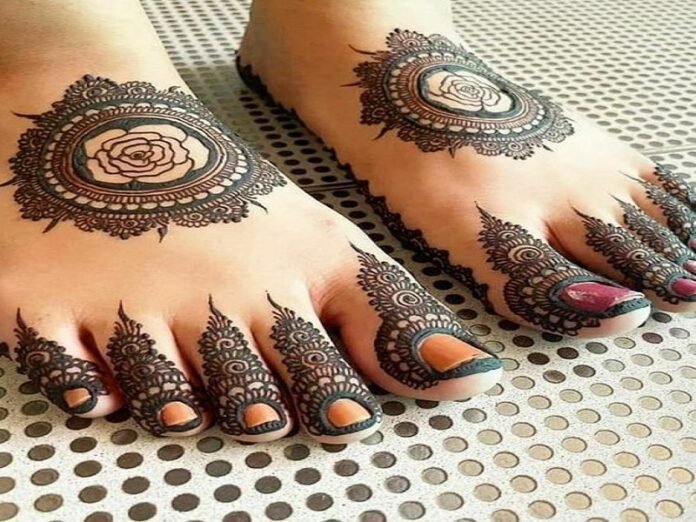 101+ Simple Mehndi Design That Will Attract You To Design!